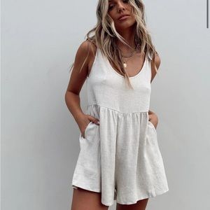 TAY ROMPER BEIGE
